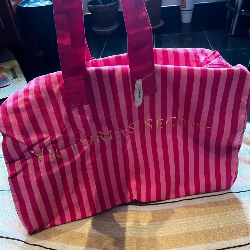 Victoria's Secret Pink Striped Tote Bag with Bold Design - Picture 8 of 8